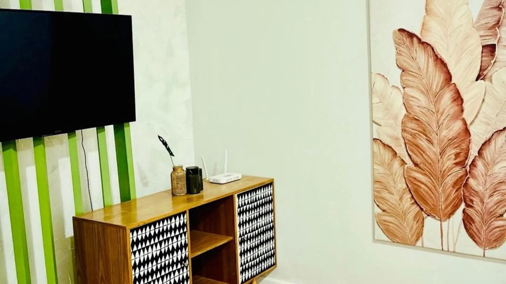 Walk To Abreeza Mall, High Floor, 1 Bedroom, Balcony With View, Parking, Wifi, Netflix, Kitchen, Washer - T1-2518 Davao Stadt